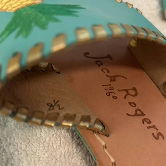 Jack Rogers pineapple sandals, 8.5 - Picture 4 of 4
